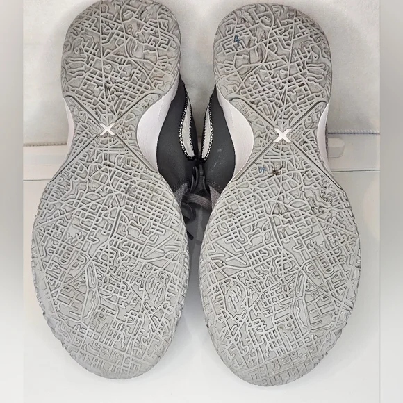 Nike LeBron NXXT Gen Men's Basketball Shoes Size 8 - Picture 2 of 7